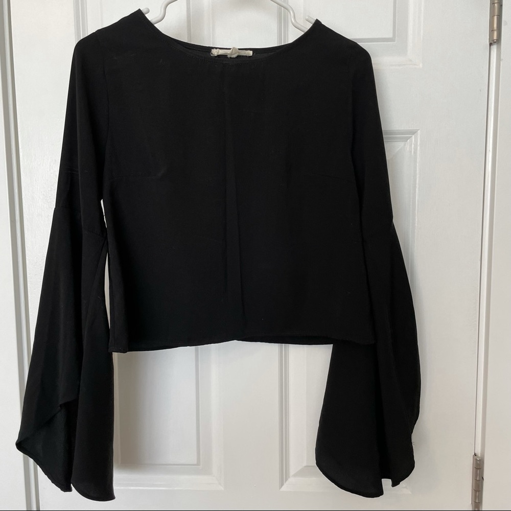 Painted Threads Bell Sleeve Crop Top